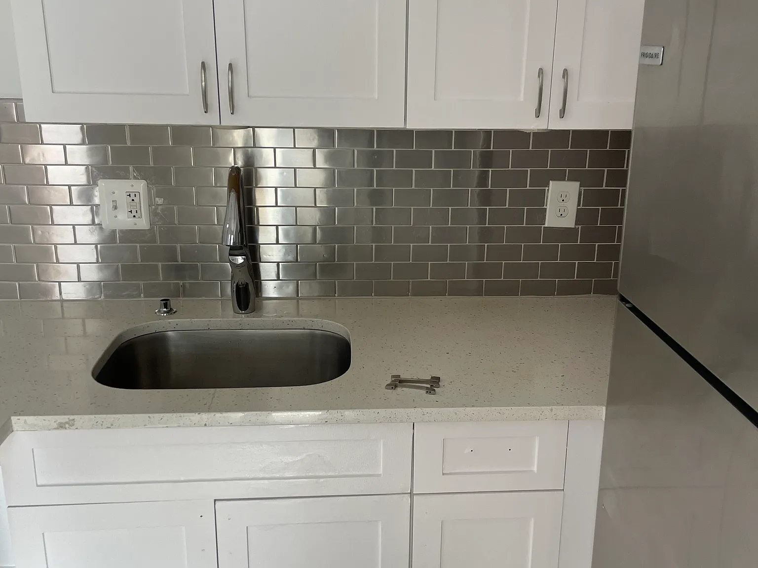 1 bed, 300 sqft, $1,775 — Photo 4