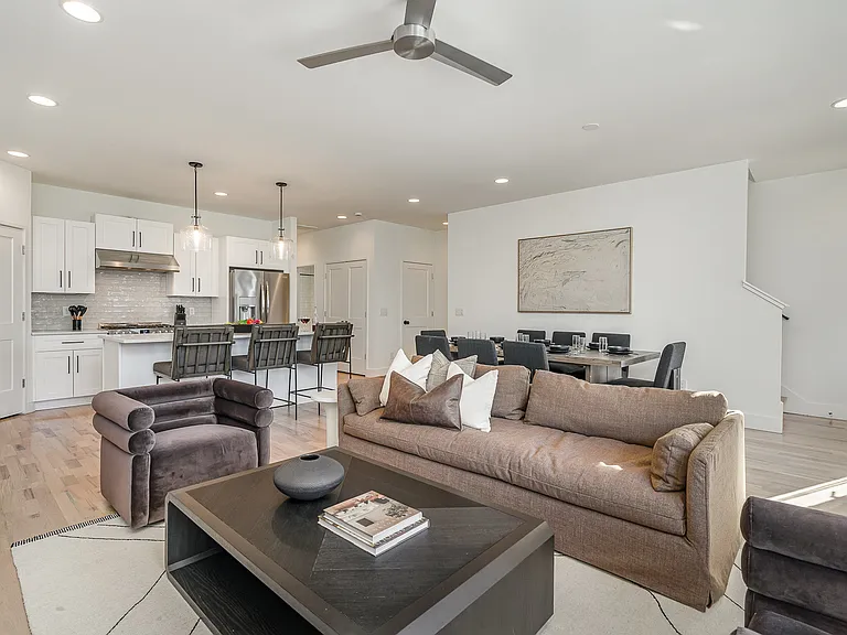 1701 Lischey Ave — Photo 9