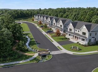11 Toll Rd, Salisbury, MA 01952