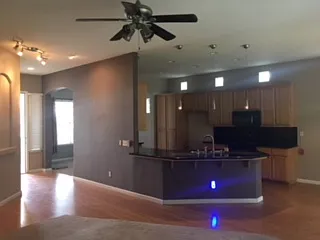 5642 Saxon Way — Photo 9