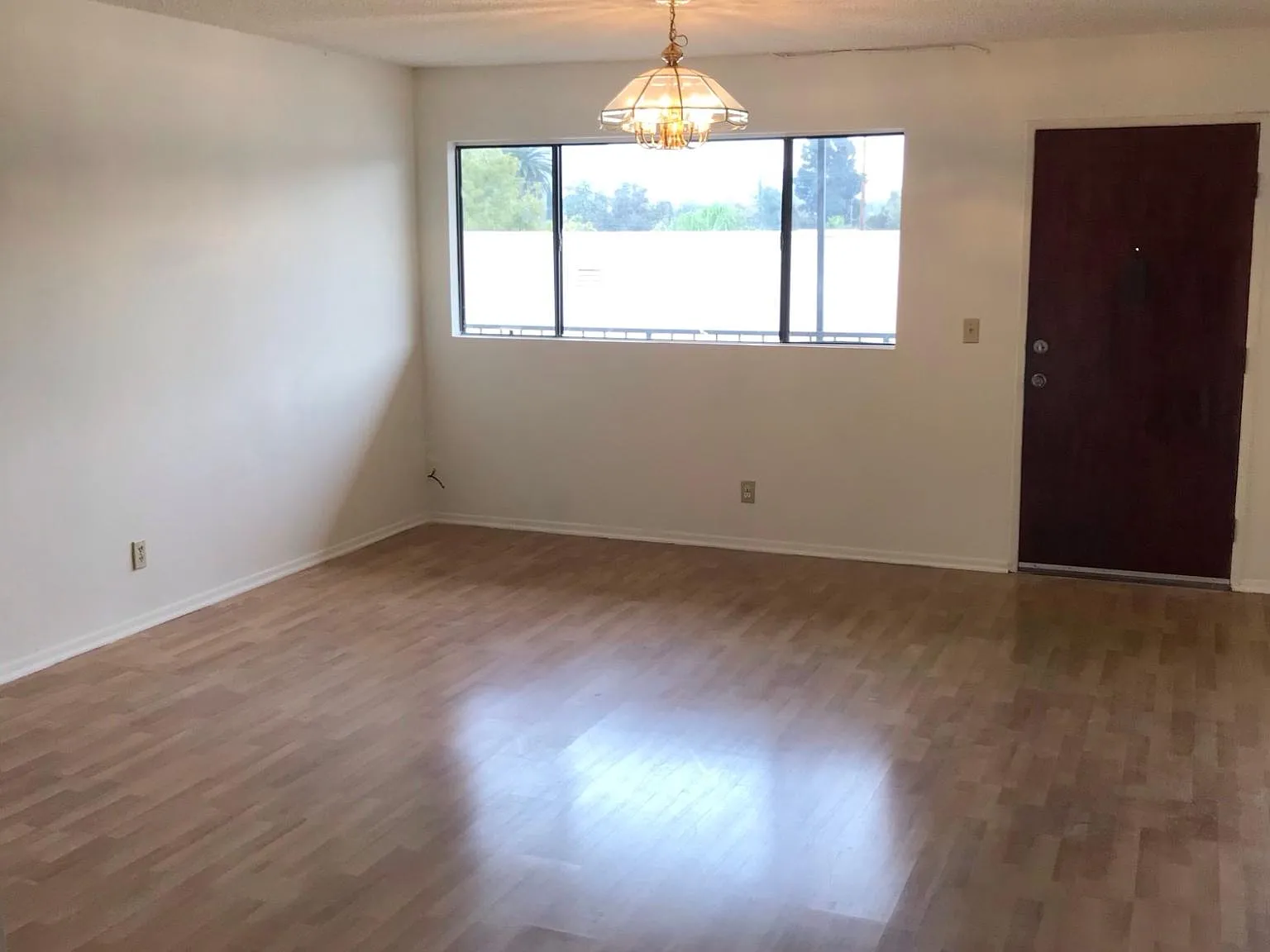 2 bed, 950 sqft, $2,795 — Photo 3
