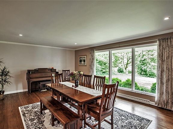 4th image of 4524 Dickson Rd