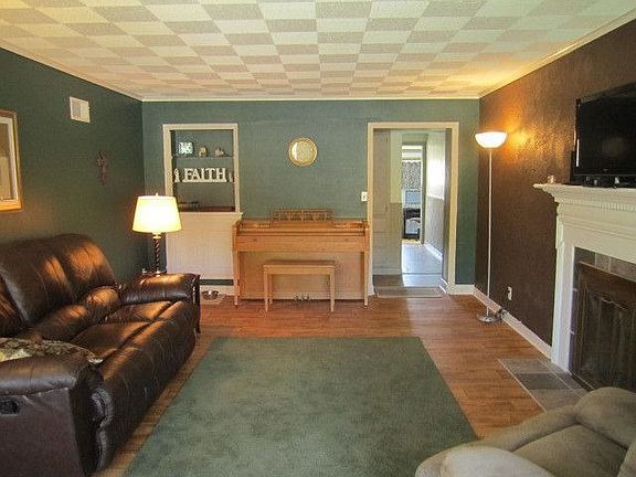 3rd image of 1217 North Ave