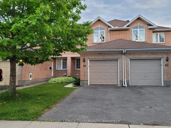91 Scout St, Ottawa, ON K2C 4C9