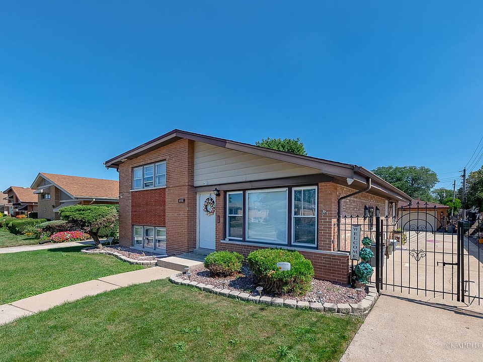1st image of 8733 Stevens Dr