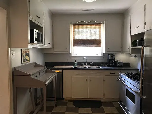406 Ann St — Photo 7