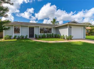 932 SW Provincetown Ln, Port Saint Lucie, FL 34953