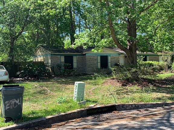 3rd image of 2703 Tina Ln