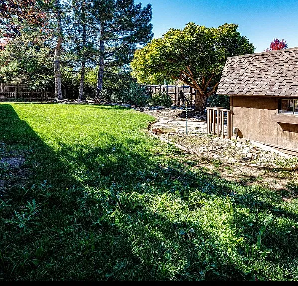 4755 S Helena Way — Photo 8