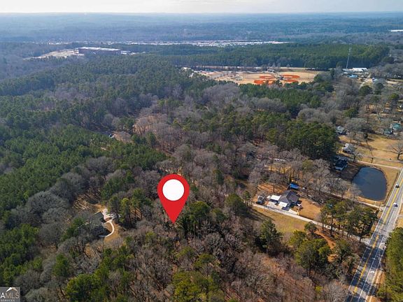 5th image of 3311 Clay Rd