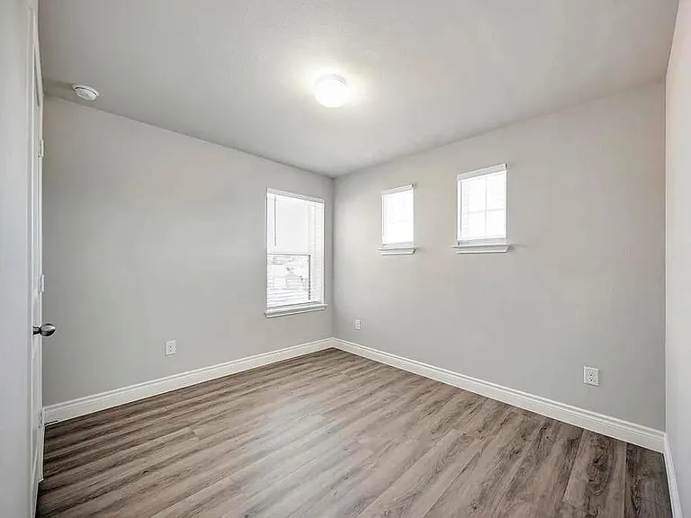 6713 Branrust Dr — Photo 27