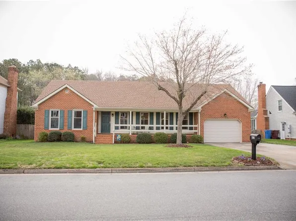 417 Granada Dr, Chesapeake, VA 23322