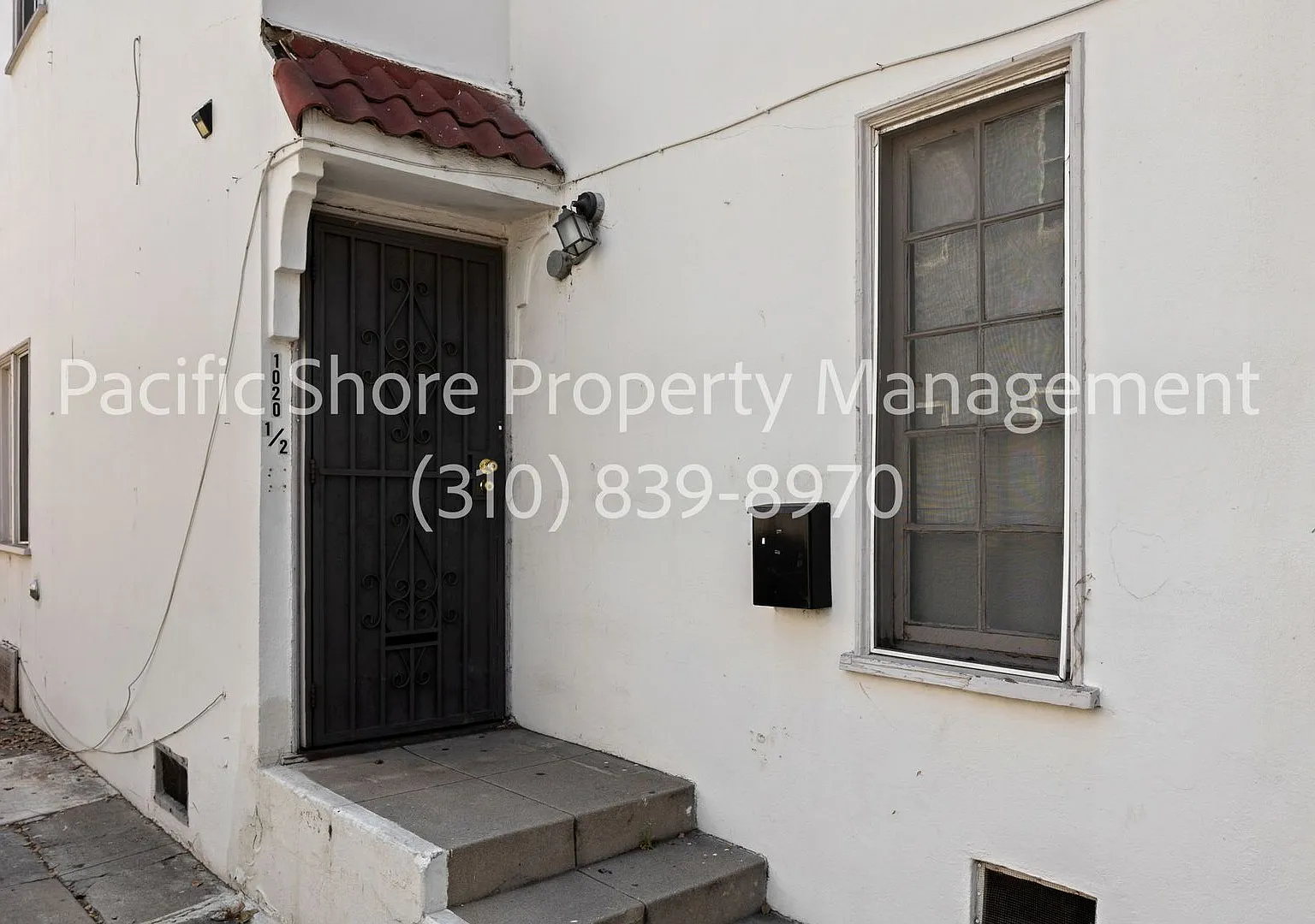 1020 N Oxford Apartments — Photo 2