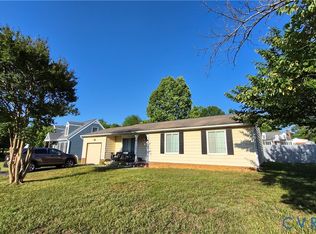 16 Moorwood Ridge Dr, North Chesterfield, VA 23236