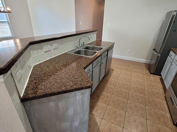 5th image of 16319 Melody View Ct