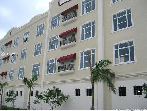 3rd image of 250 NW 23rd St Unit 311