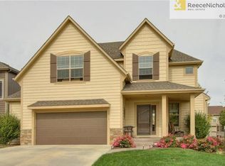 18714 W 165th St, Olathe, KS 66062