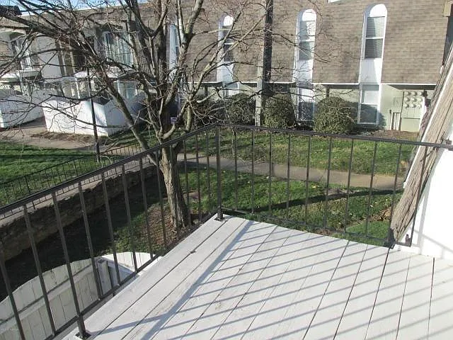 1517 La Fontenay Ct #1517 — Photo 10