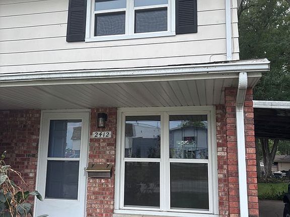 2nd image of 2412 Shaker Ct