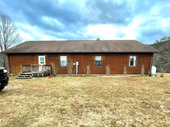 305 High View Ln, Buena Vista, VA 24416