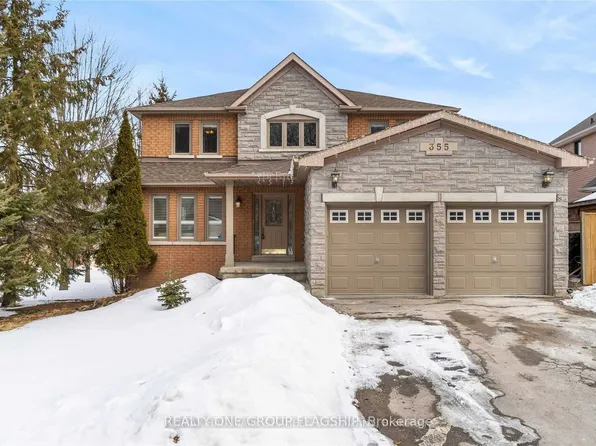 355 Carruthers Ave, Newmarket, ON L3X 2B7