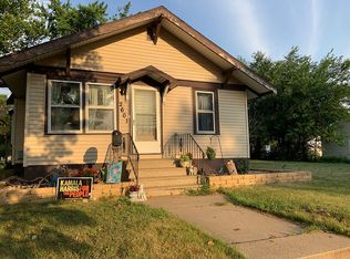 2601 E 4th St, Waterloo, IA 50703
