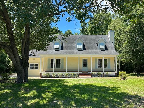 310 Shore Point Dr