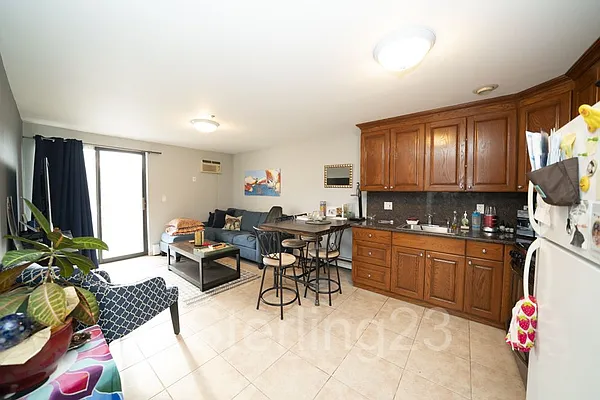 Rented by Sterling Realty Solution Inc | media 1