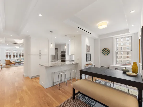 317 West 89th Street image 3 of 15