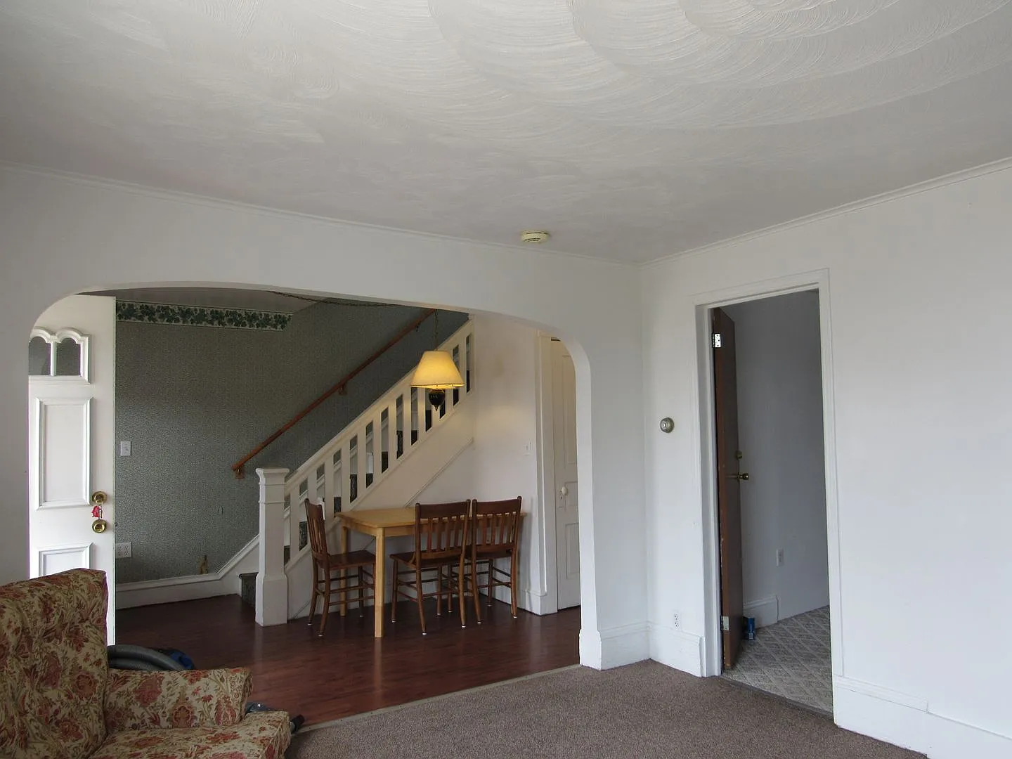663 Locust — Photo 3