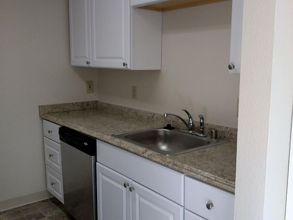 5th image of 10725 Myers Way S APT C
