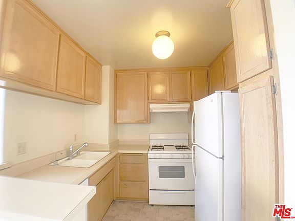 4th image of 9915 National Blvd APT 205