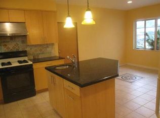 2010 NE 124th St, North Miami, FL 33181