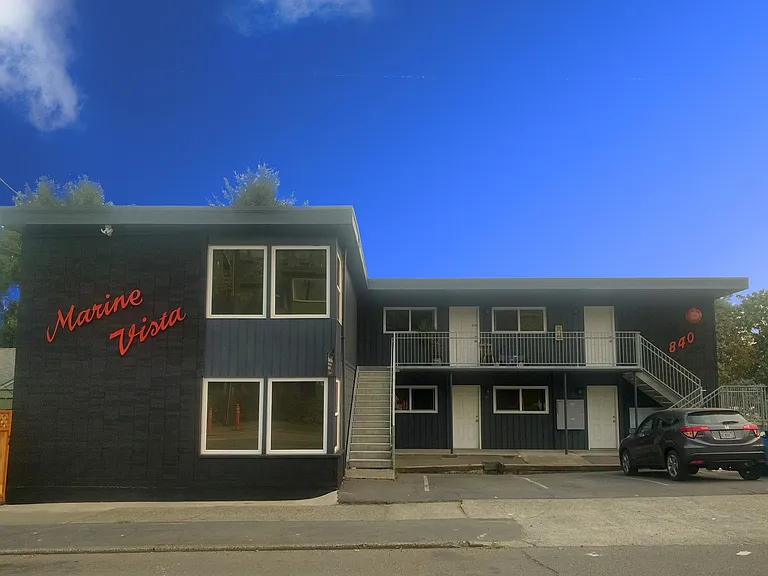 Marine Vista — Photo 16
