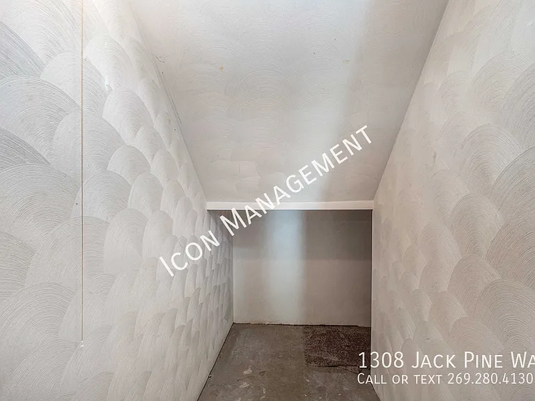 1308 Jack Pine Way — Photo 11