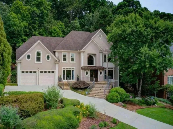 3850 Glenhurst Dr SE, Smyrna, GA 30080