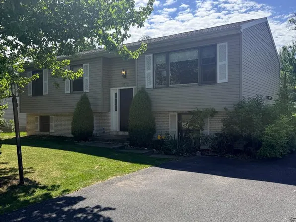 2673 Penbrook Ln, State College, PA 16801