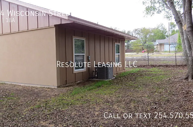 604 Wisconsin St — Photo 17