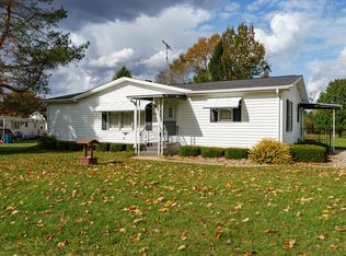 34088 Homewood Dr, Gobles, MI 49055
