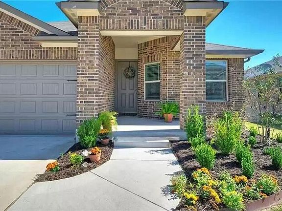 2nd image of 13809 Rosebud Isle Dr