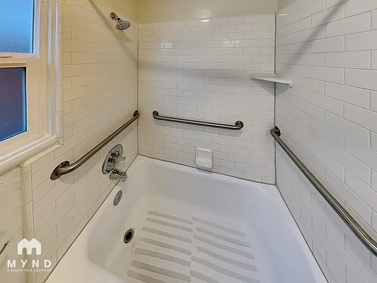 950 W Taylor St — Photo 15