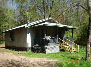 1802 Azalea Dr, West Point, GA 31833