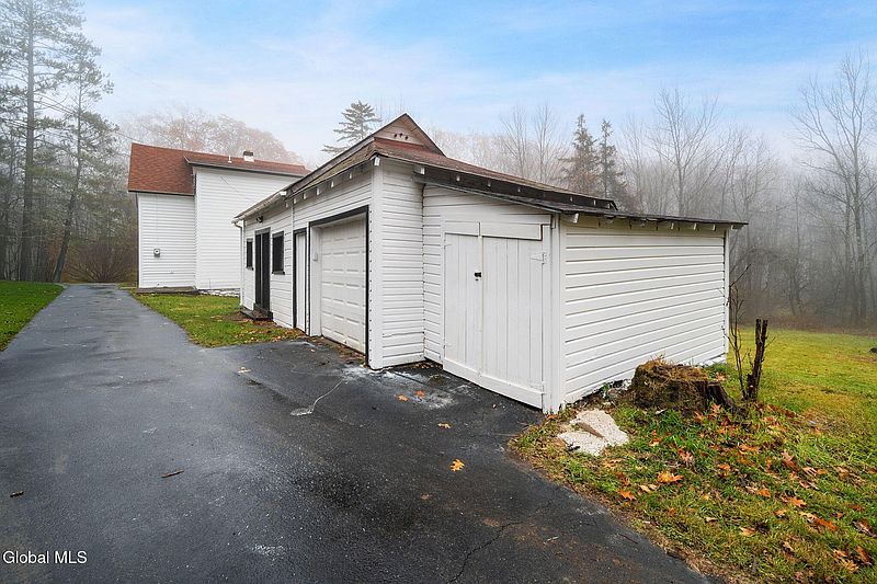 5th image of 517 Potterhill Road