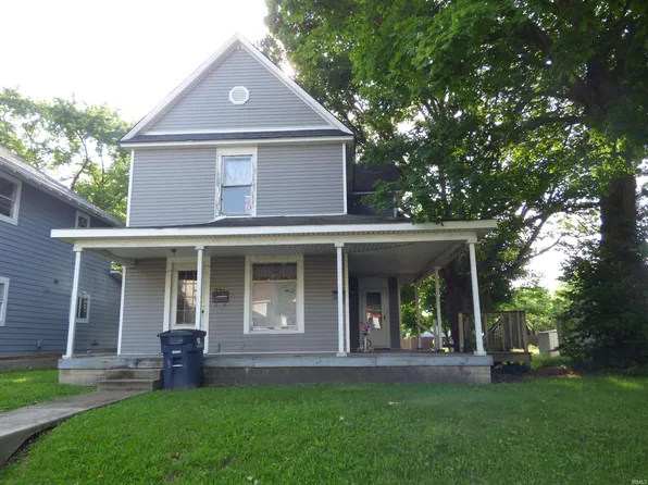 251 N East St, Frankfort, IN 46041