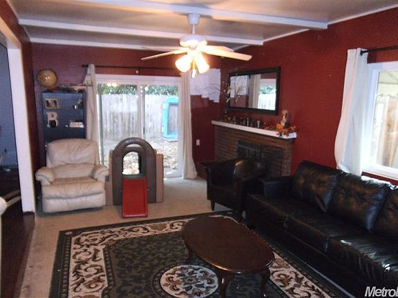 2nd image of 8686 Everglade Dr