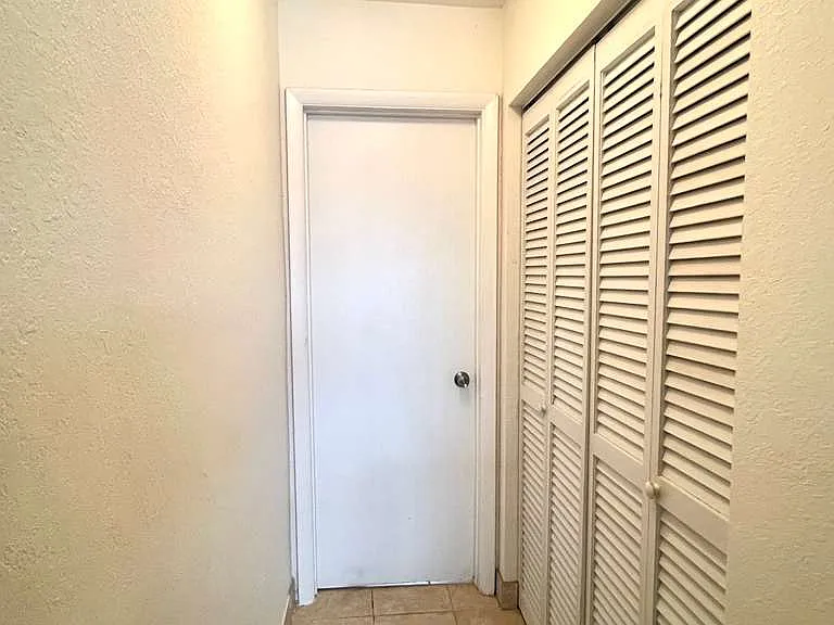 2200 Diana Dr #410 — Photo 10