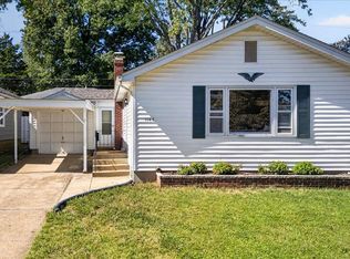 1143 Folger Ave, Saint Louis, MO 63122