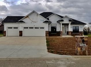 53286 Bellhurst Dr, Bristol, IN 46507