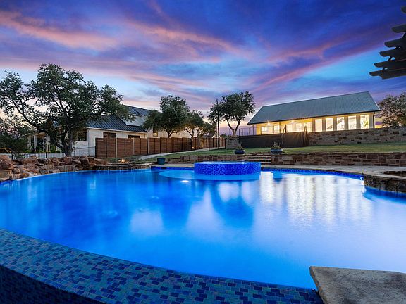 4th image of 1325 Likeness Rd