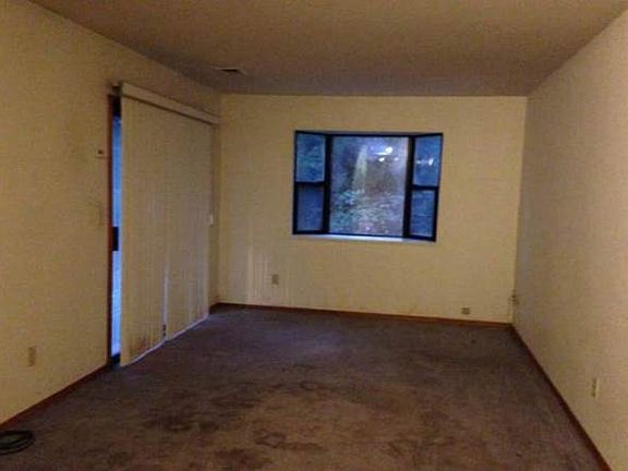 4th image of 1571 Horrell St